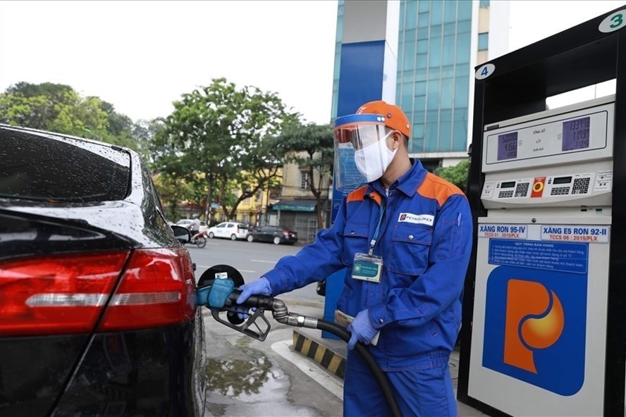 Giá xăng dầu dự báo sẽ tăng cao trong thời gian tới 14b.jpg