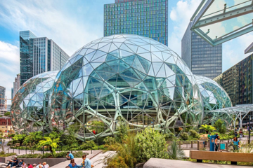 Sa thải hơn 30.000 nhân sự: Đế chế tỷ đô Amazon đang đánh cược cả nền tảng văn hóa doanh nghiệp lẫn người lao động vào AI