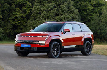 SUV cỡ C nhà Hyundai sắp 'thay da đổi thịt': LED chạy ngang, màn hình lớn kiểu Tesla, có thể mạnh 300 mã lực