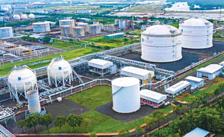 Các dự án điện khí LNG lo ảnh hưởng nguồn cung trong trường hợp chiến sự ở Trung Đông kéo dài. dien-khi.jpg