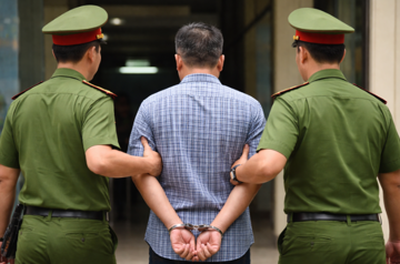 Bắt khẩn cấp chỉ huy trưởng công trình sinh năm 1978