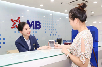 Gửi 100 triệu tiền tiết kiệm tại MB, sau 1 năm nhận về bao nhiêu?