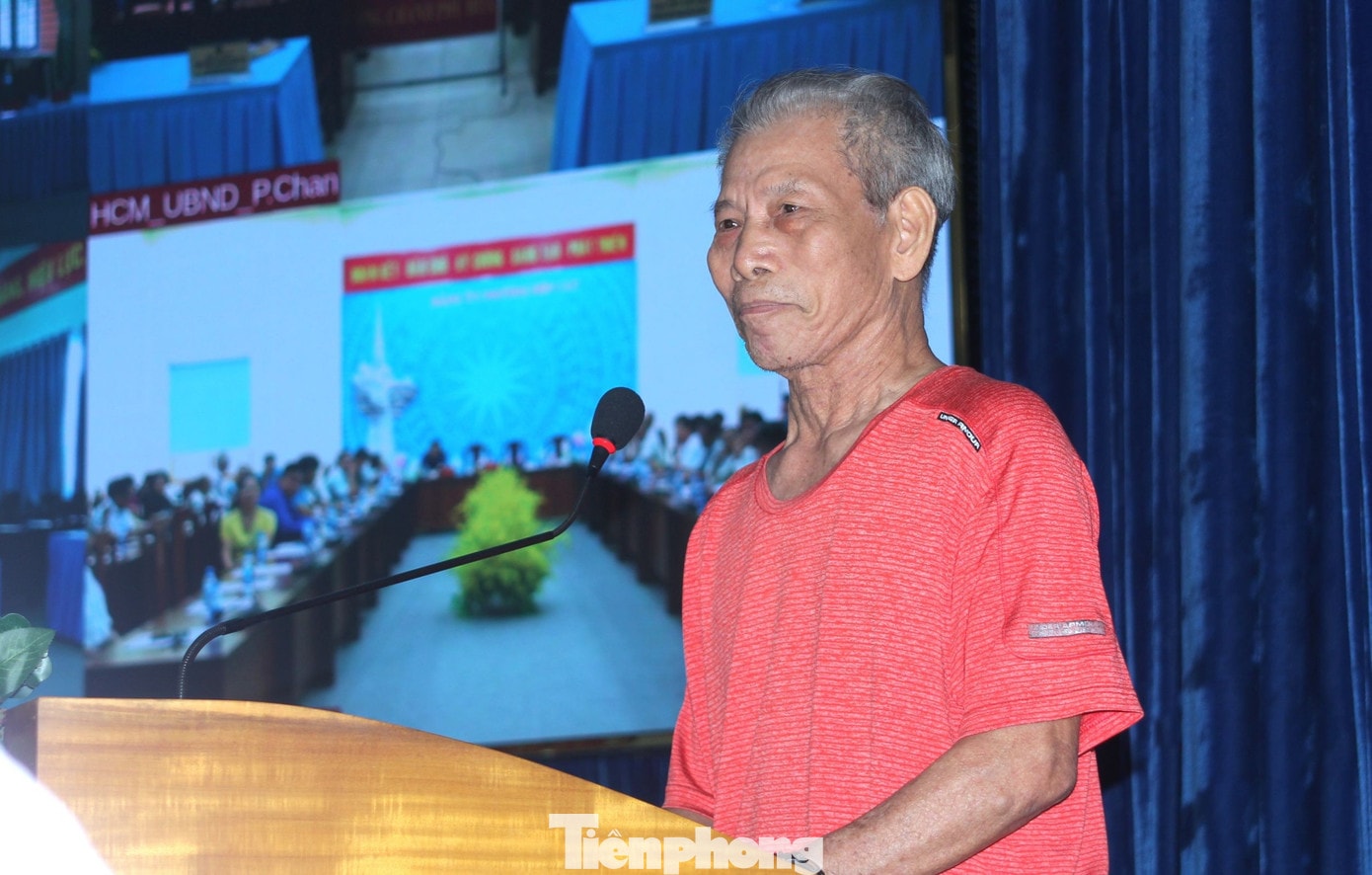 Cử tri Nguyễn Xuân Bính sáng tác thơ về bầu cử, tặng các ứng cử viên. tp-cu-tri-1.jpg
