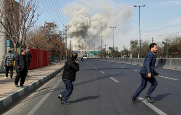 Căng thẳng Mỹ - Iran leo thang: Tổng thống Trump cảnh báo giáng 'đòn cực mạnh'