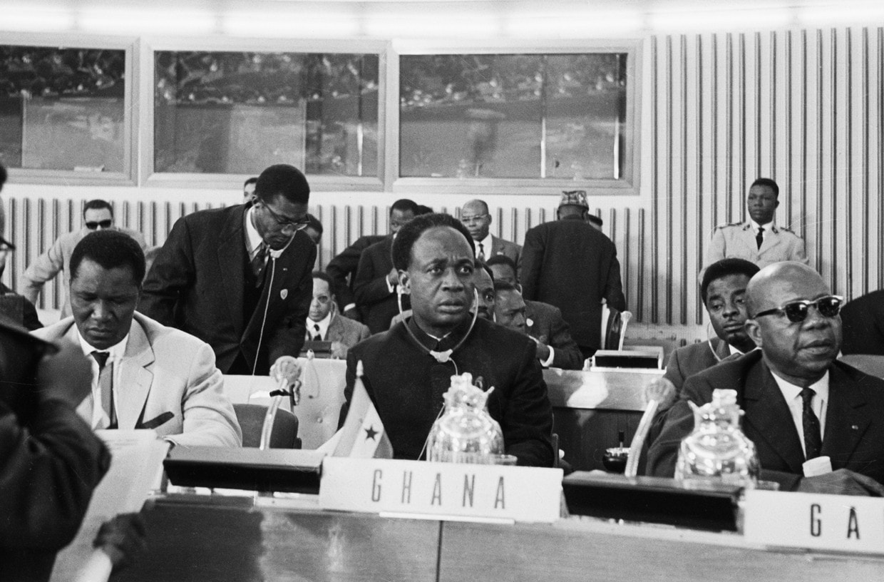 Tổng thống Kwame Nkrumah của Ghana, năm 1963. Ảnh: Getty Images. hat-nhan-3.jpg