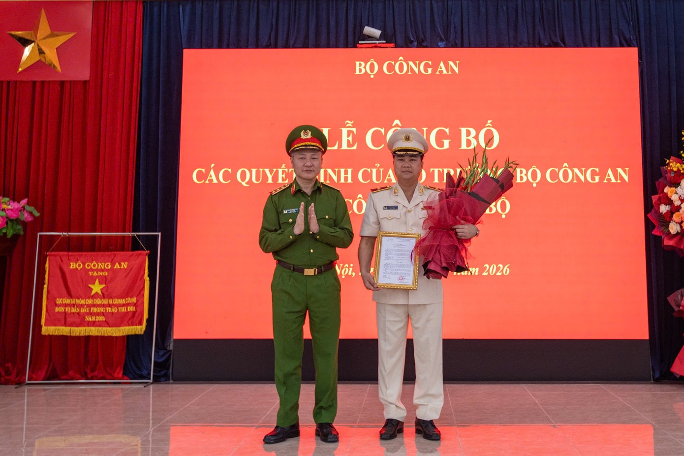 Thiếu tướng Dương Đức Hải giữ chức vụ Cục trưởng Cục Cảnh sát PCCC và CNCH - Ảnh 1.