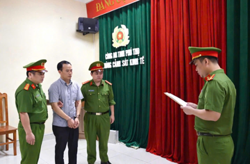 Chuyên án đặc biệt nghiêm trọng: Khởi tố 5 lãnh đạo xã và cán bộ địa chính, kiểm lâm