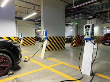 Thủ tướng chỉ đạo phát triển trạm sạc xe điện tại chung cư