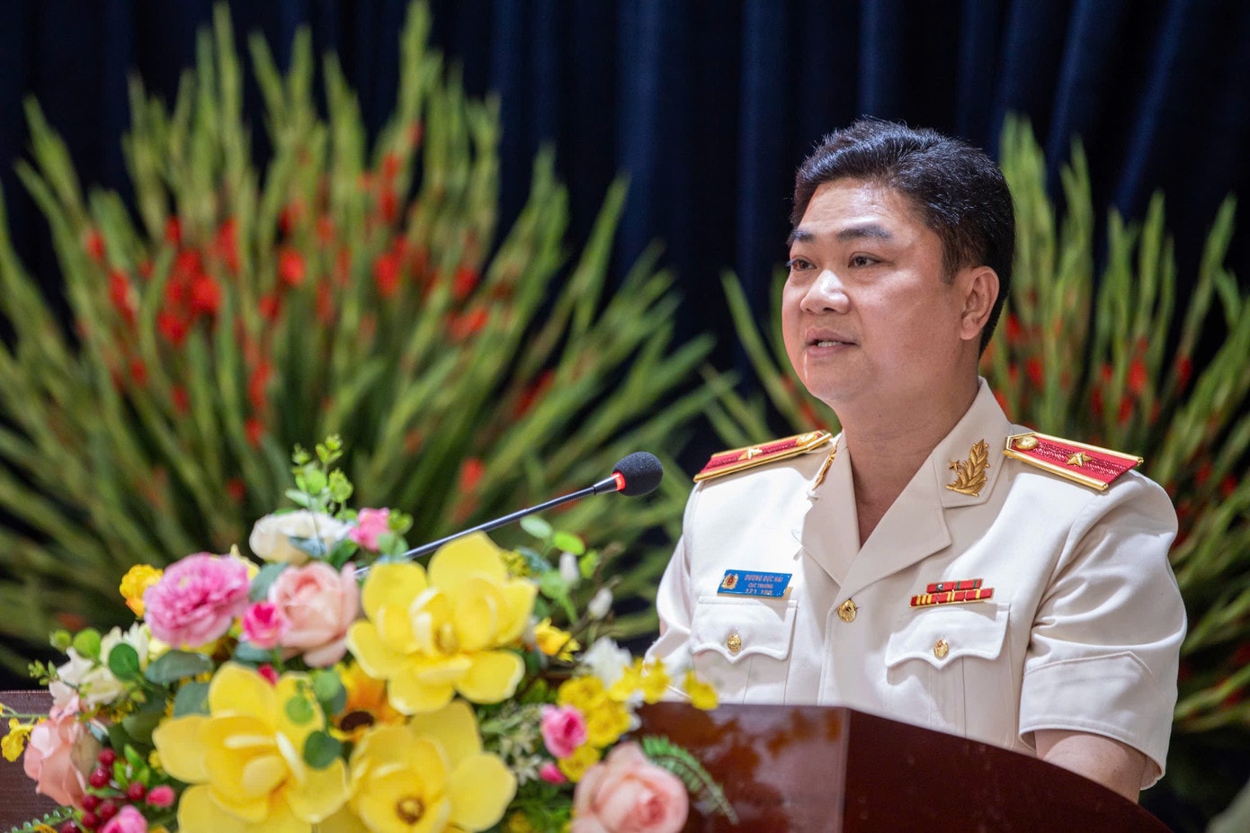 Thiếu tướng Dương Đức Hải giữ chức vụ Cục trưởng Cục Cảnh sát PCCC và CNCH - Ảnh 4.