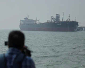 'Cú sốc' eo biển Hormuz chia đôi Trung Đông: Nước thu tiền tỷ, nước mất tới 75% doanh thu dầu