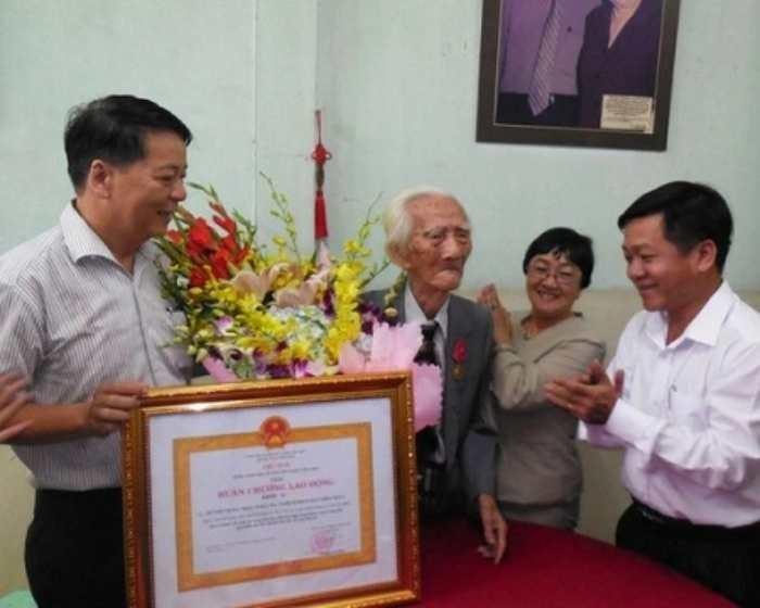 huanchuonglaodong_1775787166.jpg