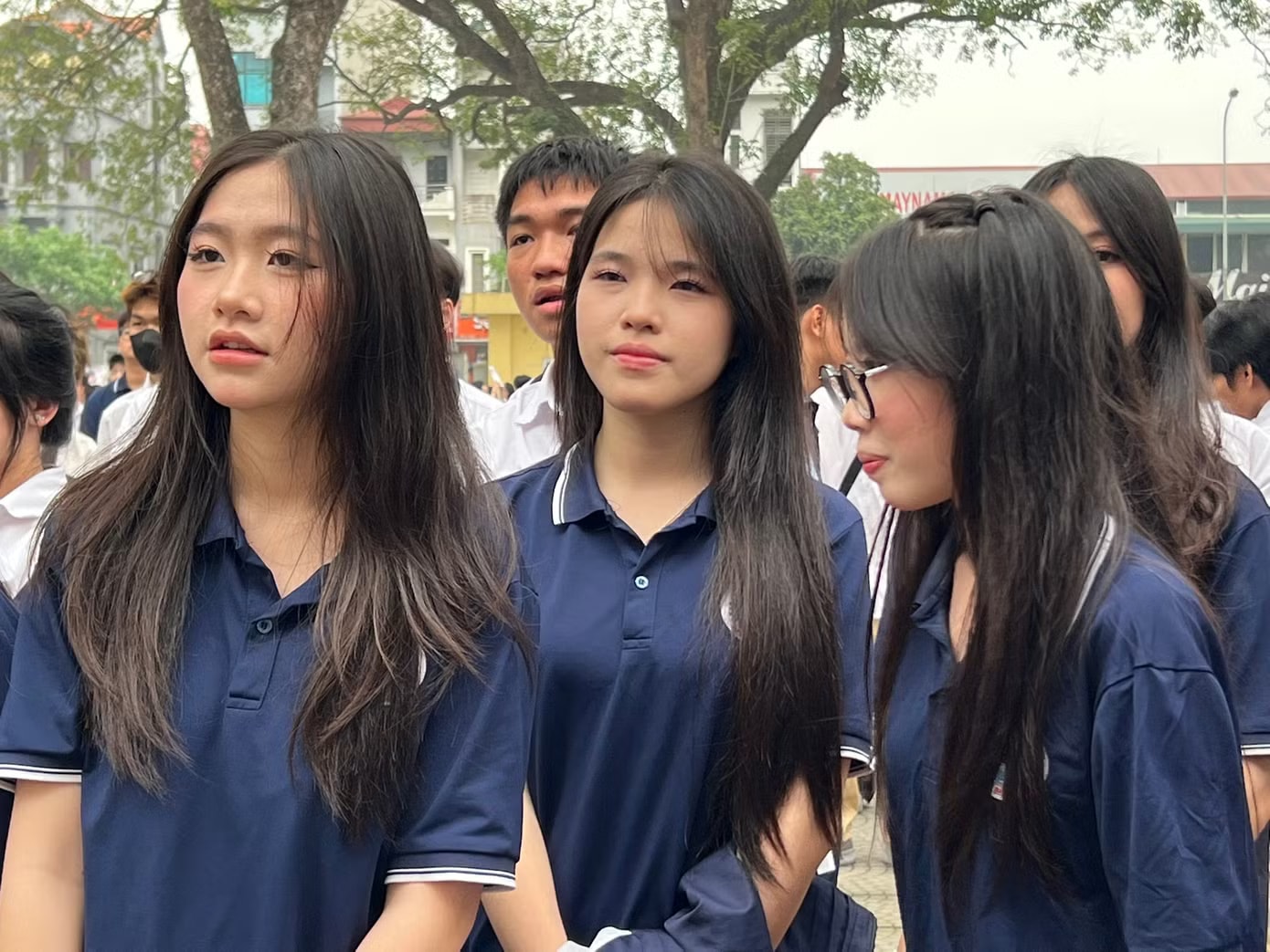 Bộ GD&ĐT thử nghiệm thi tốt nghiệp THPT trên máy tính - Ảnh 1.