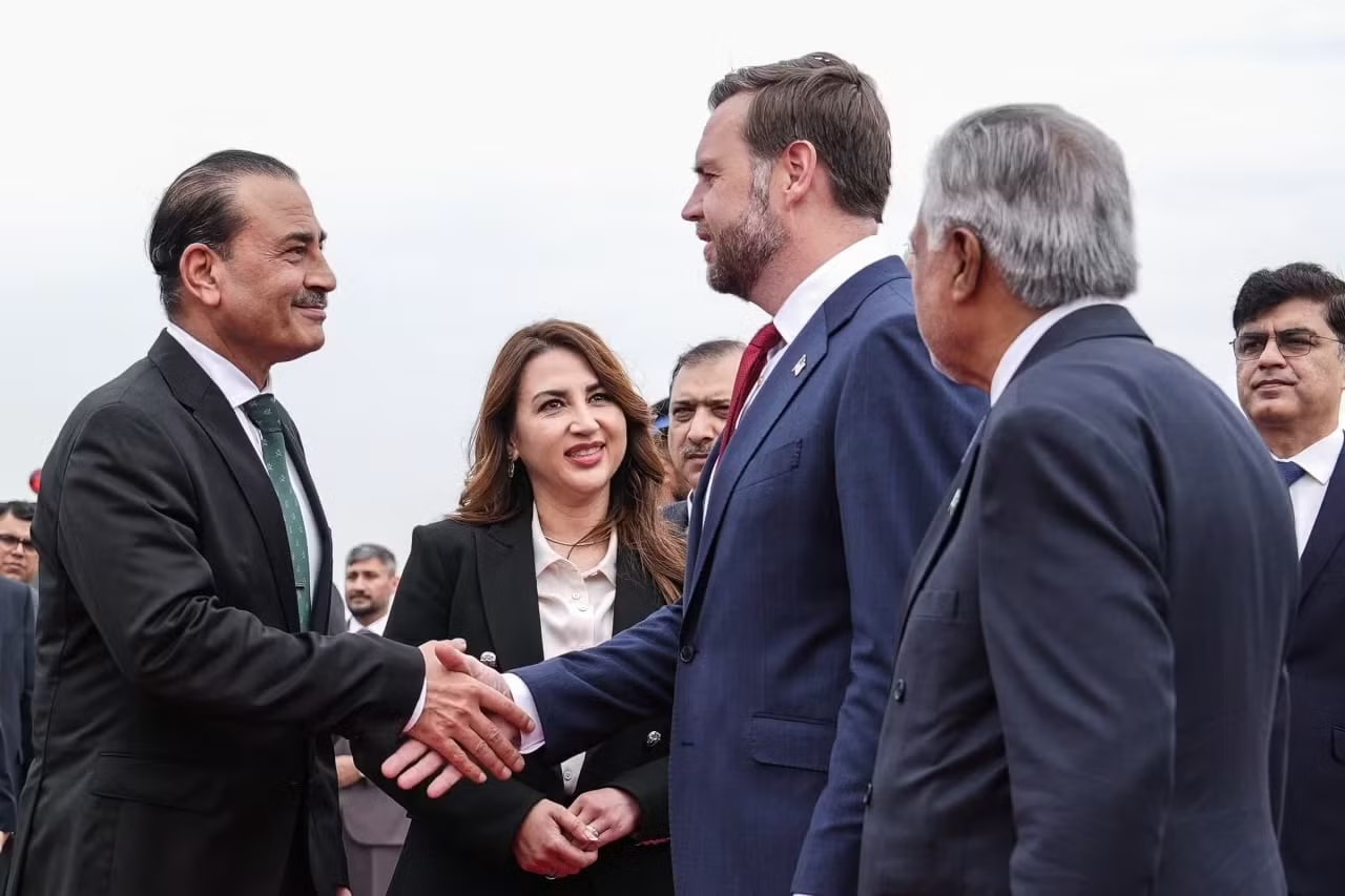 Thủ đô Islamabad trước 'giờ G': Tâm điểm đàm phán Mỹ - Iran - Ảnh 2.