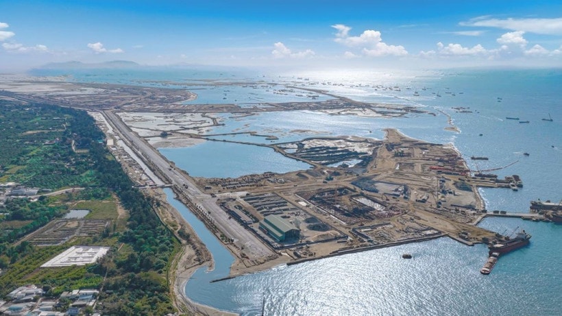 Việt Nam lần đầu tiên trong lịch sử xuất hiện đại đô thị tầm cỡ quốc tế được vận hành bằng năng lượng tái tạo, chỉ sau 1 năm khởi công đã hiện rõ hình hài- Ảnh 3. Việt Nam lần đầu tiên trong lịch sử xuất hiện đại đô thị tầm cỡ quốc tế được vận hành bằng năng lượng tái tạo, chỉ sau 1 năm khởi công đã hiện rõ hình hài- Ảnh 3.
