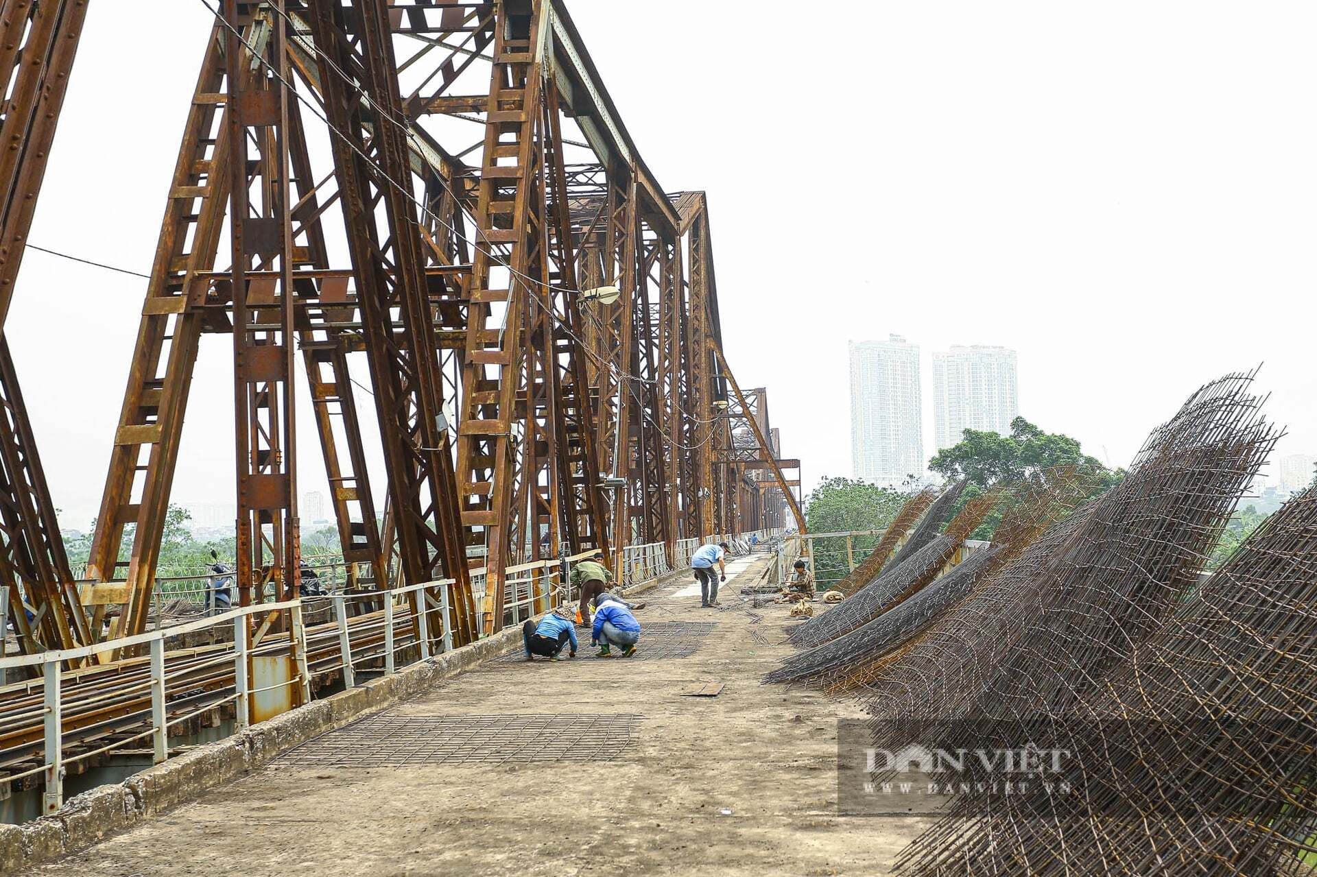Chỉ hơn 1 tháng nữa, cây cầu thép có tuổi đời lớn nhất Việt Nam chính thức thông xe trở lại- Ảnh 2. Chỉ hơn 1 tháng nữa, cây cầu thép có tuổi đời lớn nhất Việt Nam chính thức thông xe trở lại- Ảnh 2.