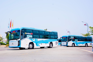 Cận cảnh 20 xe KIMLONG99-G22 chuẩn bị chạy tuyến Bắc Nam: Giường nằm cao cấp 22 chỗ, động cơ hơn 400 mã lực, tiêu hao 19 lít nhiên liệu trên 100km