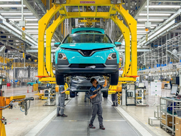 Nhiều tập đoàn quốc tế gọi VinFast là 'điều thần kỳ' của Việt Nam, Phó Chủ tịch Vingroup lên tiếng