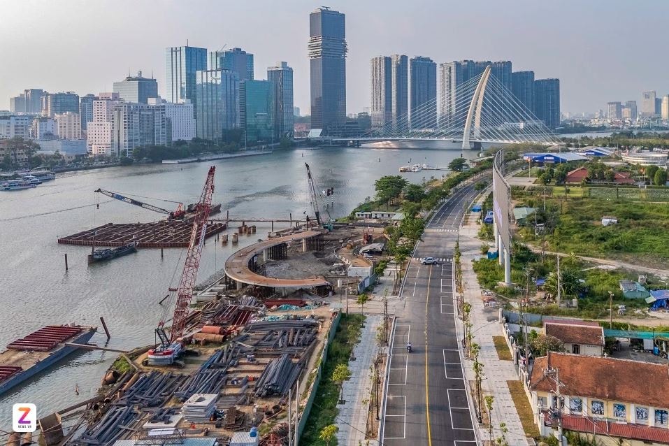 Cầu đi bộ nghìn tỷ với kết cấu vòm thép lần đầu được áp dụng tại Việt Nam đạt dấu mốc quan trọng- Ảnh 2. Cầu đi bộ nghìn tỷ với kết cấu vòm thép lần đầu được áp dụng tại Việt Nam đạt dấu mốc quan trọng- Ảnh 2.