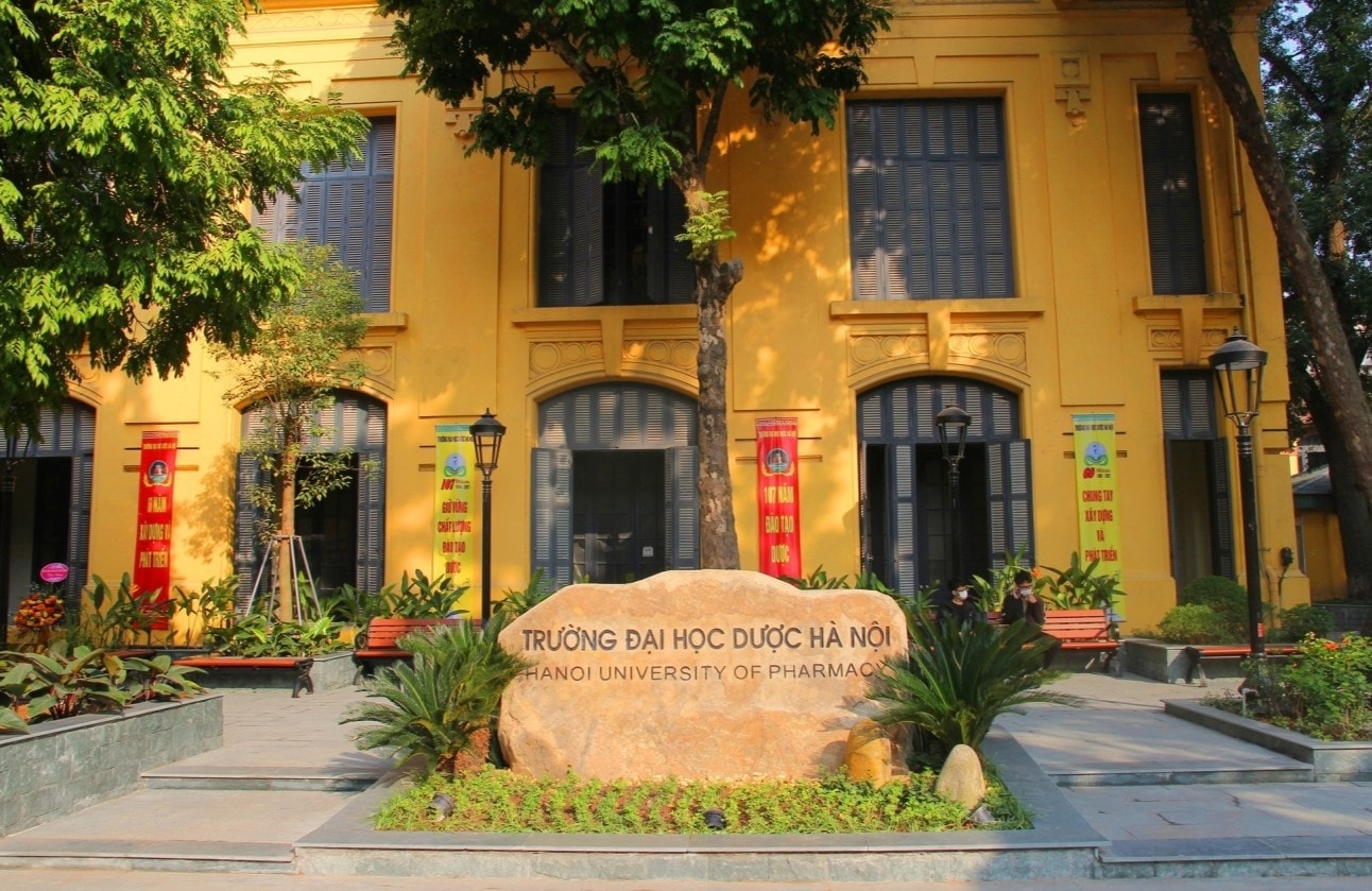 dh-duoc-ha-noi-1.jpg