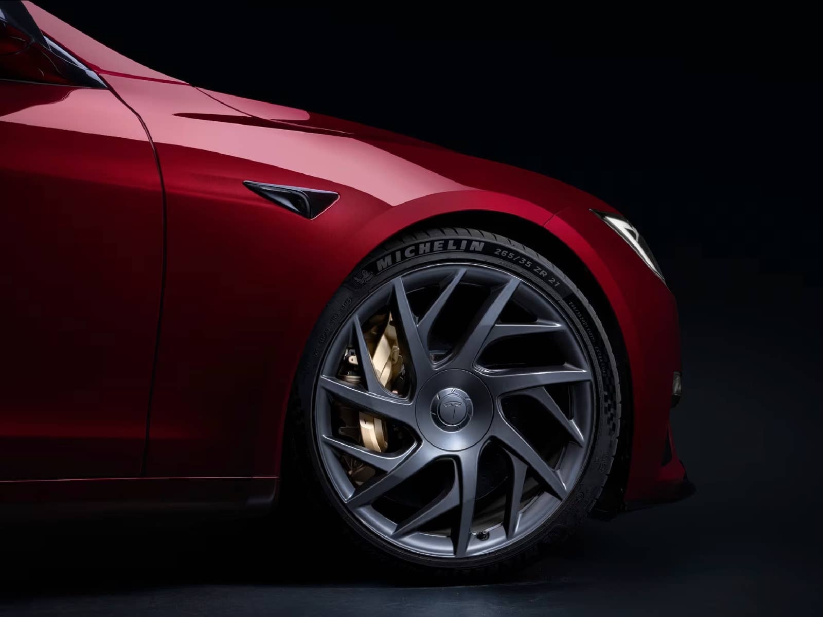 tesla Signature Edition 3