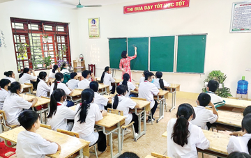 Từ 15/5, giáo viên được phép dạy thêm ngoài trường: Ai được áp dụng? Điều kiện cụ thể ra sao?