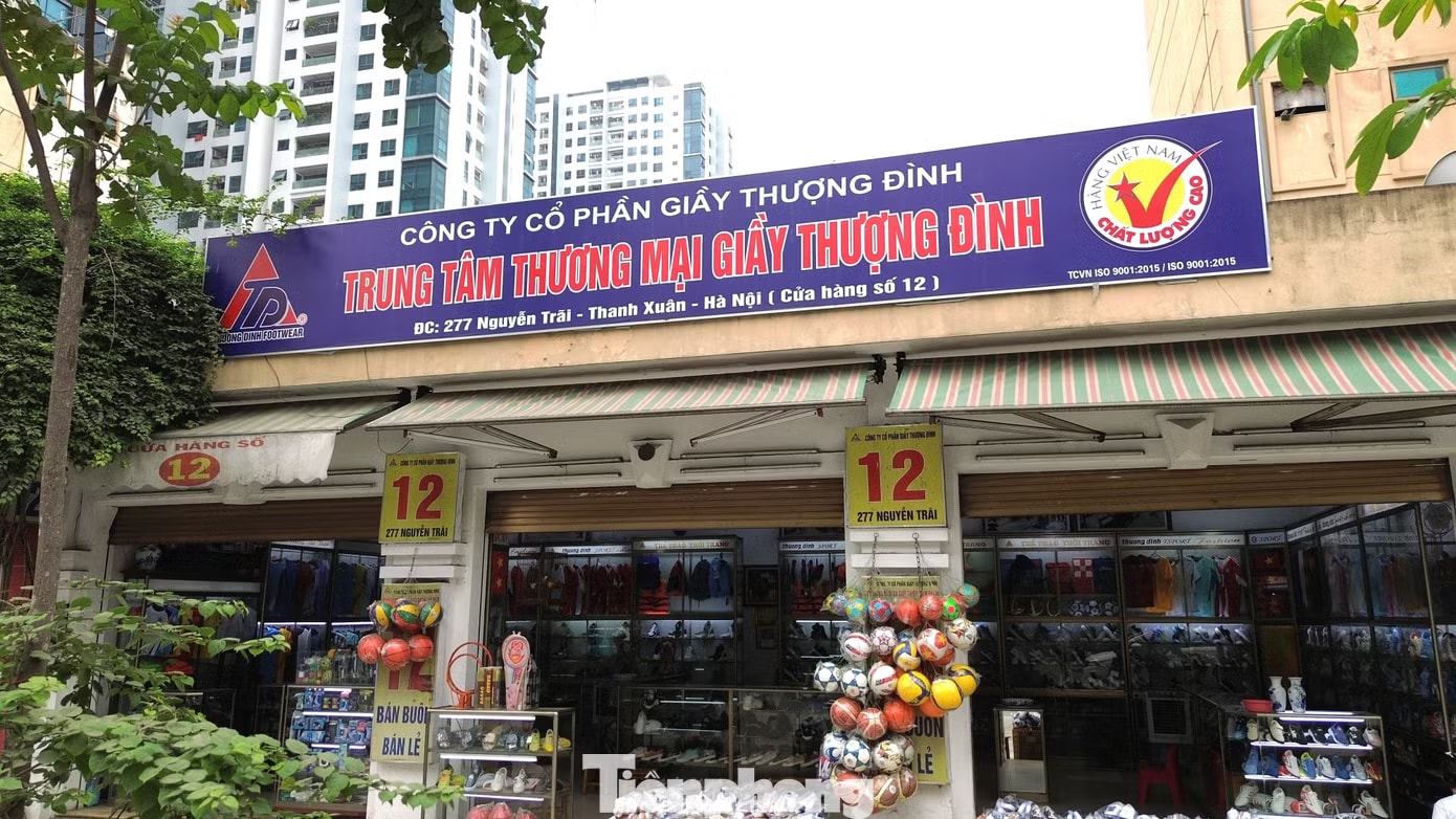Hiện nay, các khu đất dọc tuyến đường Nguyễn Trãi được xem là Giầy Thượng Đình muốn xây tổ hợp cao ốc 40 tầng gần 10.000 tỷ đồng tại khu ‘đất vàng’ - Ảnh 8.