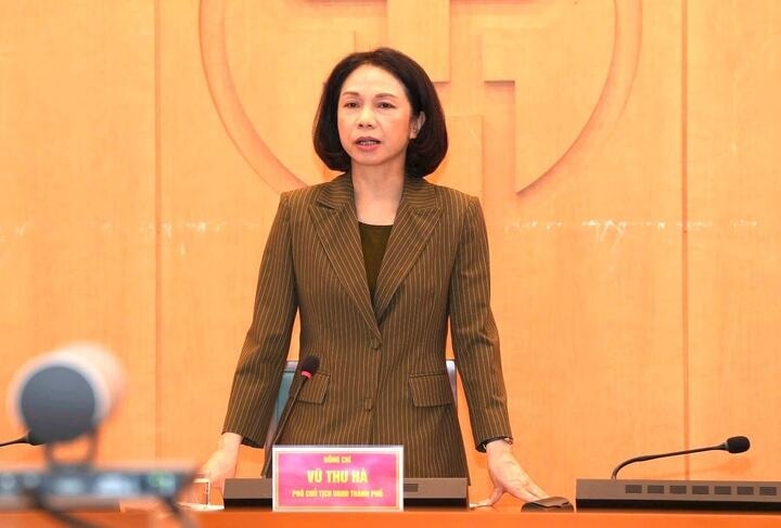 pho-ct-ubnd-tp-ha-noi.jpg