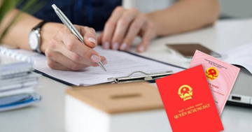 Sổ đỏ bị rách lại phát hiện sai sót, có được cấp đổi sổ mới không?
