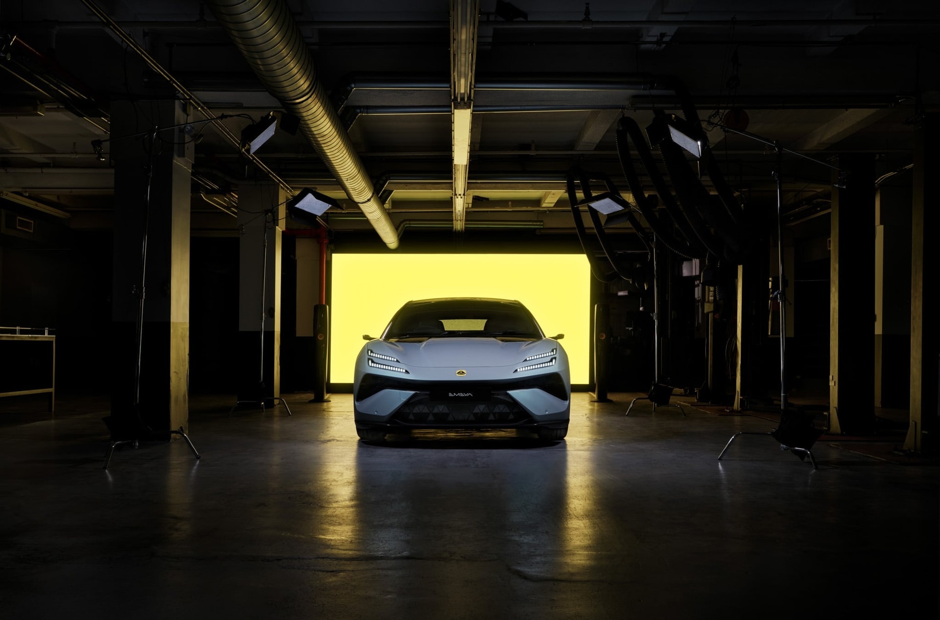 Lotus Emeya 1