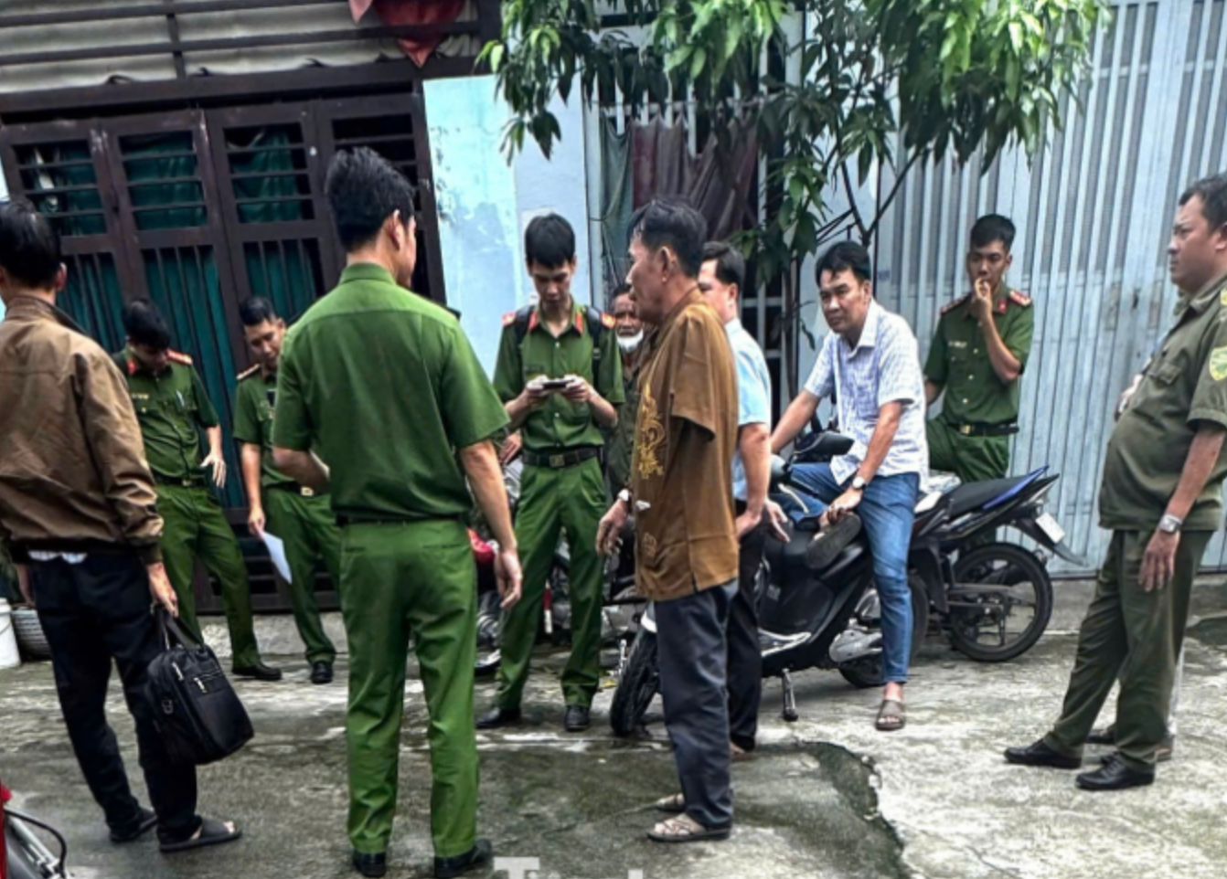 Ảnh màn hình 2026-04-16 lúc 16.37.12