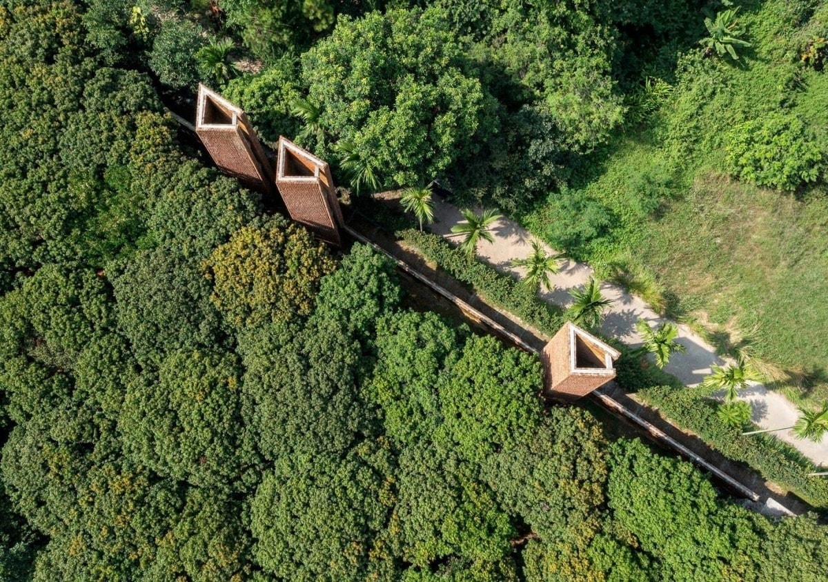 Biệt thự trăm tỷ trên khu đất 5.000m2 được làm từ hàng triệu viên ngói cổ của 'vua hài đất Bắc' từng là một trong những công trình lọt <a style='text-decoration: none;' href='/TOP'>TOP</a> kiến trúc hay nhất thế giới- Ảnh 1. Biệt thự trăm tỷ trên khu đất 5.000m2 được làm từ hàng triệu viên ngói cổ của 'vua hài đất Bắc' từng là một trong những công trình lọt <a style='text-decoration: none;' href='/TOP'>TOP</a> kiến trúc hay nhất thế giới- Ảnh 1.
