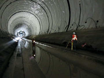 Huy động máy đào hầm TBM khổng lồ, 600 nhân công cùng lúc đào hầm dưới lòng đất, cấp điện cho 160.000 hộ dân