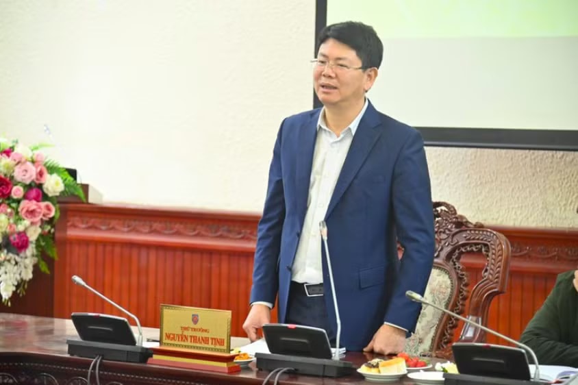 Thứ trưởng Nguyễn Thanh Tịnh. Cắt giảm thủ tục hành chính: Bộ Tư pháp phải làm gương, làm mẫu - Ảnh 1.