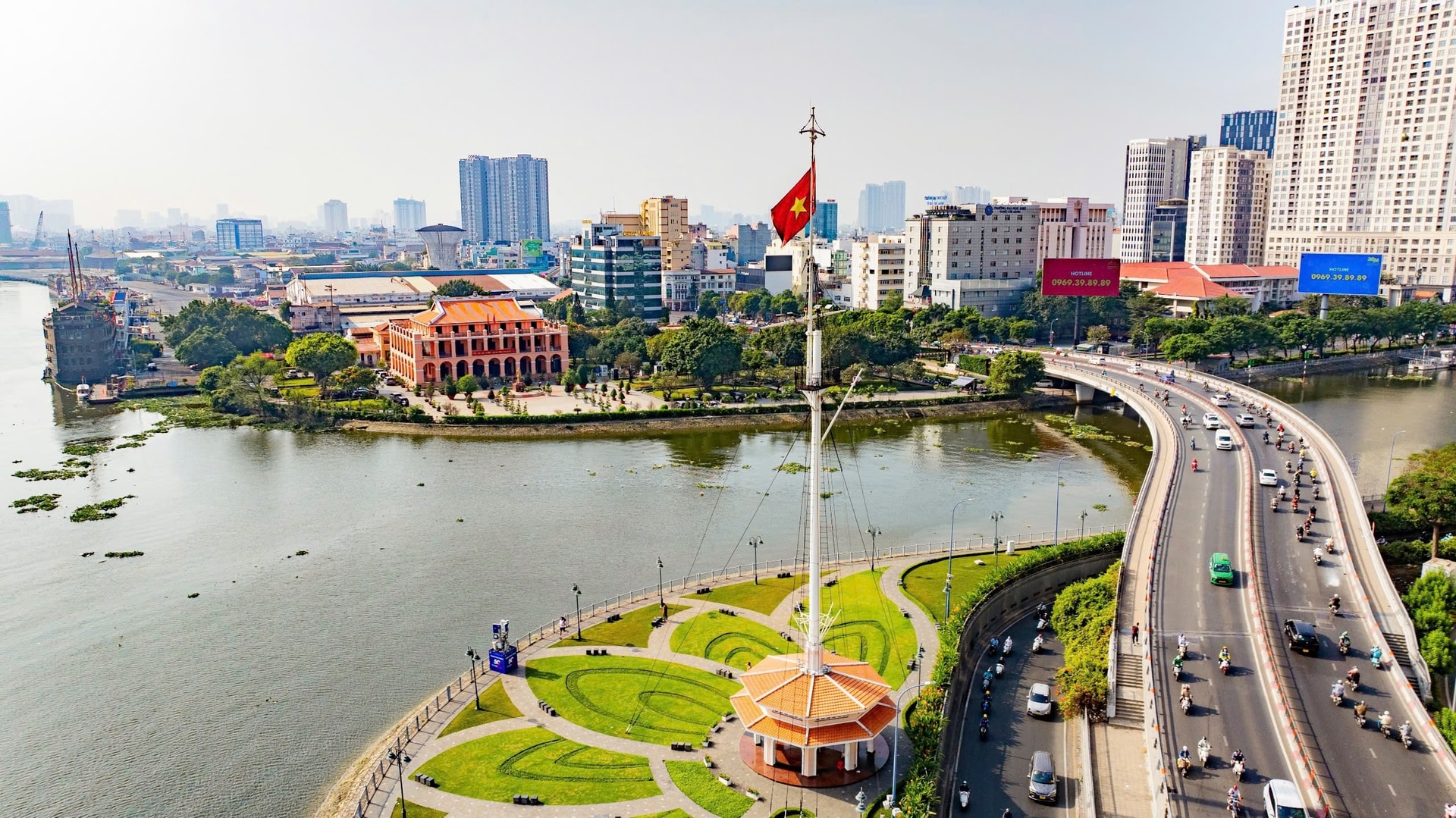 Khu vực Cảng Nhà Rồng - Khánh Hội. Nguồn ảnh: Báo Thanh Niên Khu vực Cảng Nhà Rồng - Khánh Hội. Nguồn ảnh: Báo Thanh Niên