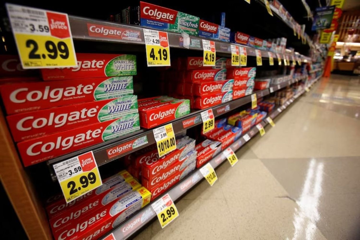 Sản phẩm chăm sóc răng miệng của Colgate bị khởi kiện liên quan đến an toàn cho trẻ nhỏ
