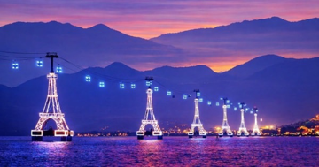 Việt Nam có cáp treo vượt biển từng dài nhất thế giới: Cảm hứng từ tháp Eiffel, là cung đường đẹp nhất của châu Á