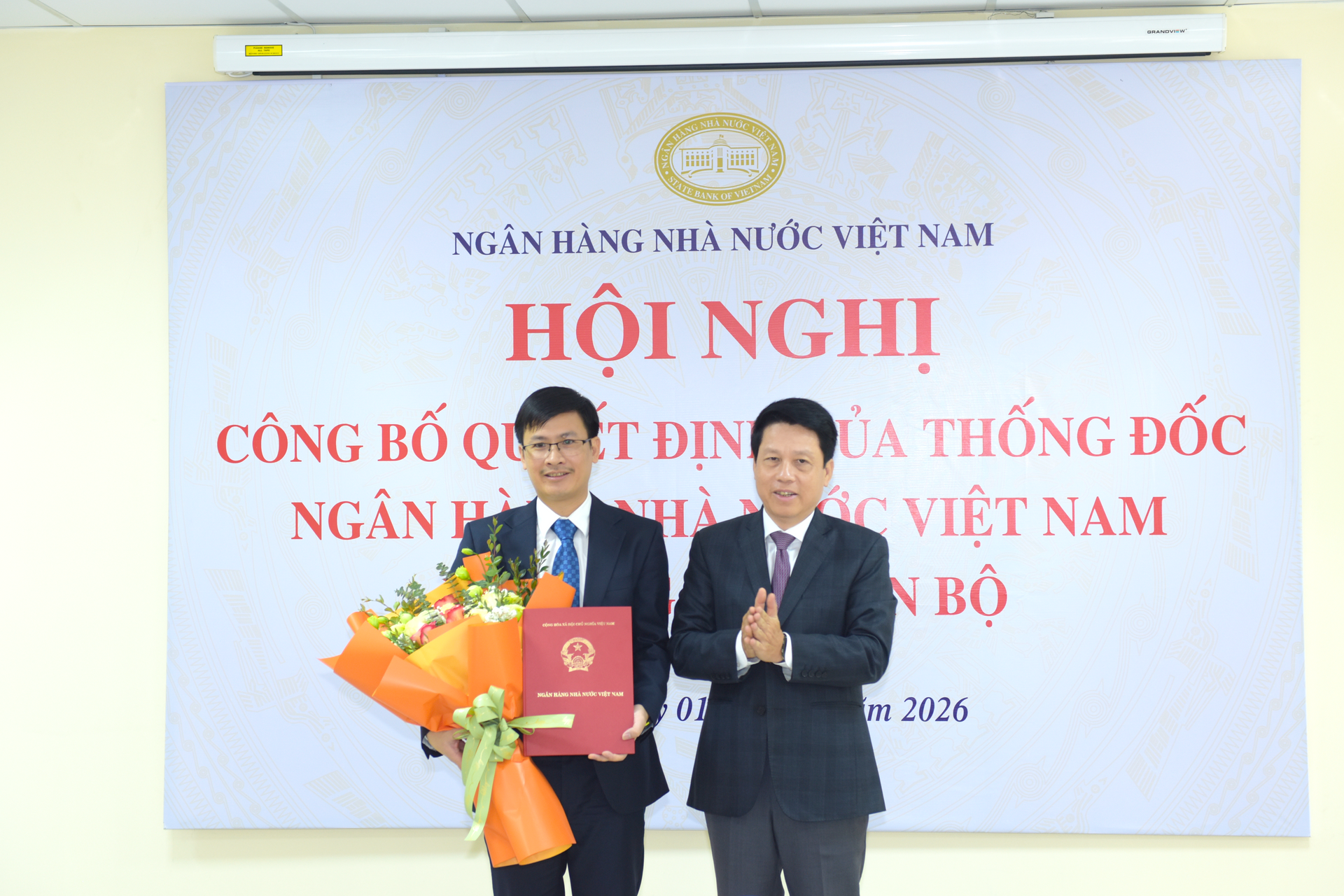 Bổ nhiệm ông Hoàng Minh Tiến giữ chức Phó Cục trưởng Cục Công nghệ thông tin, Ngân hàng Nhà nước - Ảnh 1.