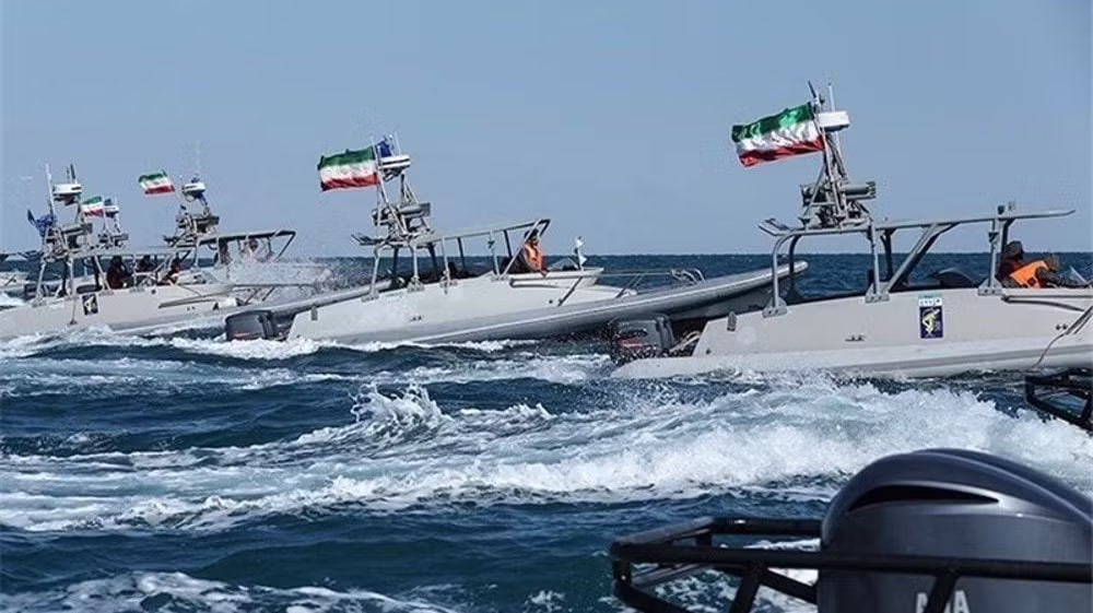 Iran tuyên bố không bao giờ từ bỏ quyền kiểm soát eo biển Hormuz - Ảnh 1.