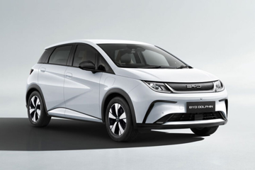 BYD Dolphin 2026 ra mắt: Nhập Thái Lan, giá từ 499 triệu, pin BYD Blade mới nhất, tầm hoạt động 435km, ngập tràn công nghệ quyết đấu VinFast VF6
