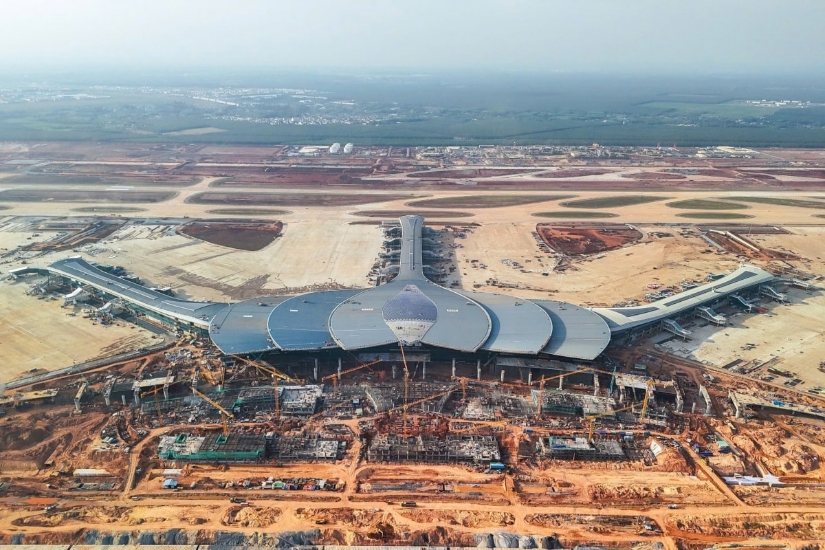 Đề xuất chuyển 90% chuyến bay quốc tế từ Tân Sơn Nhất sang sân bay Long Thành. Nguồn ảnh: VOV Đề xuất chuyển 90% chuyến bay quốc tế từ Tân Sơn Nhất sang sân bay Long Thành. Nguồn ảnh: VOV