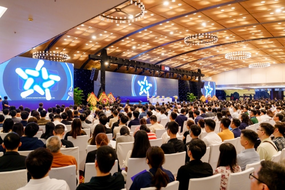 Ngân hàng có 36 triệu khách hàng tính chuyện làm dịch vụ cho thị trường tài sản số - Ảnh 1.