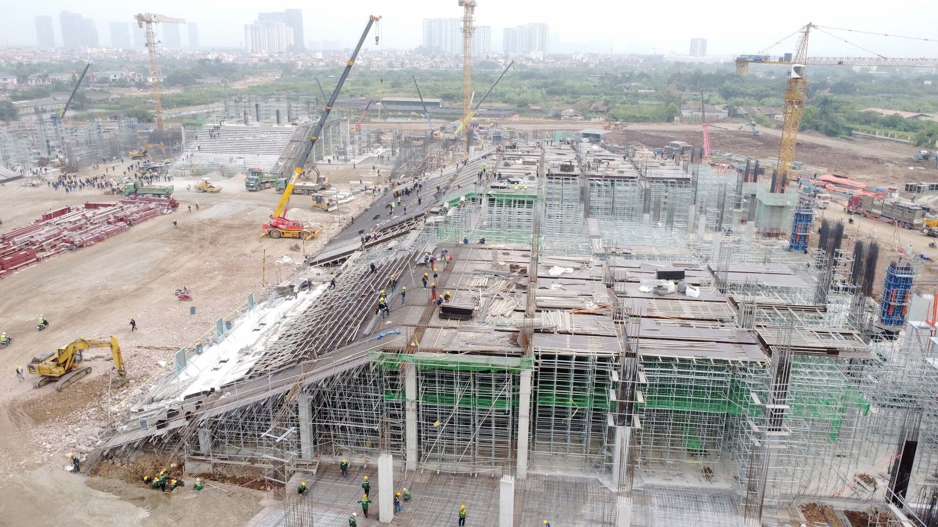 Sân vận động lớn thứ 2 Việt Nam, sức chứa gấp rưỡi sân Mỹ Đình: Đang xây dựng khán đài, khoảng 11 tháng nữa hoàn thành- Ảnh 3. Sân vận động lớn thứ 2 Việt Nam, sức chứa gấp rưỡi sân Mỹ Đình: Đang xây dựng khán đài, khoảng 11 tháng nữa hoàn thành- Ảnh 3.