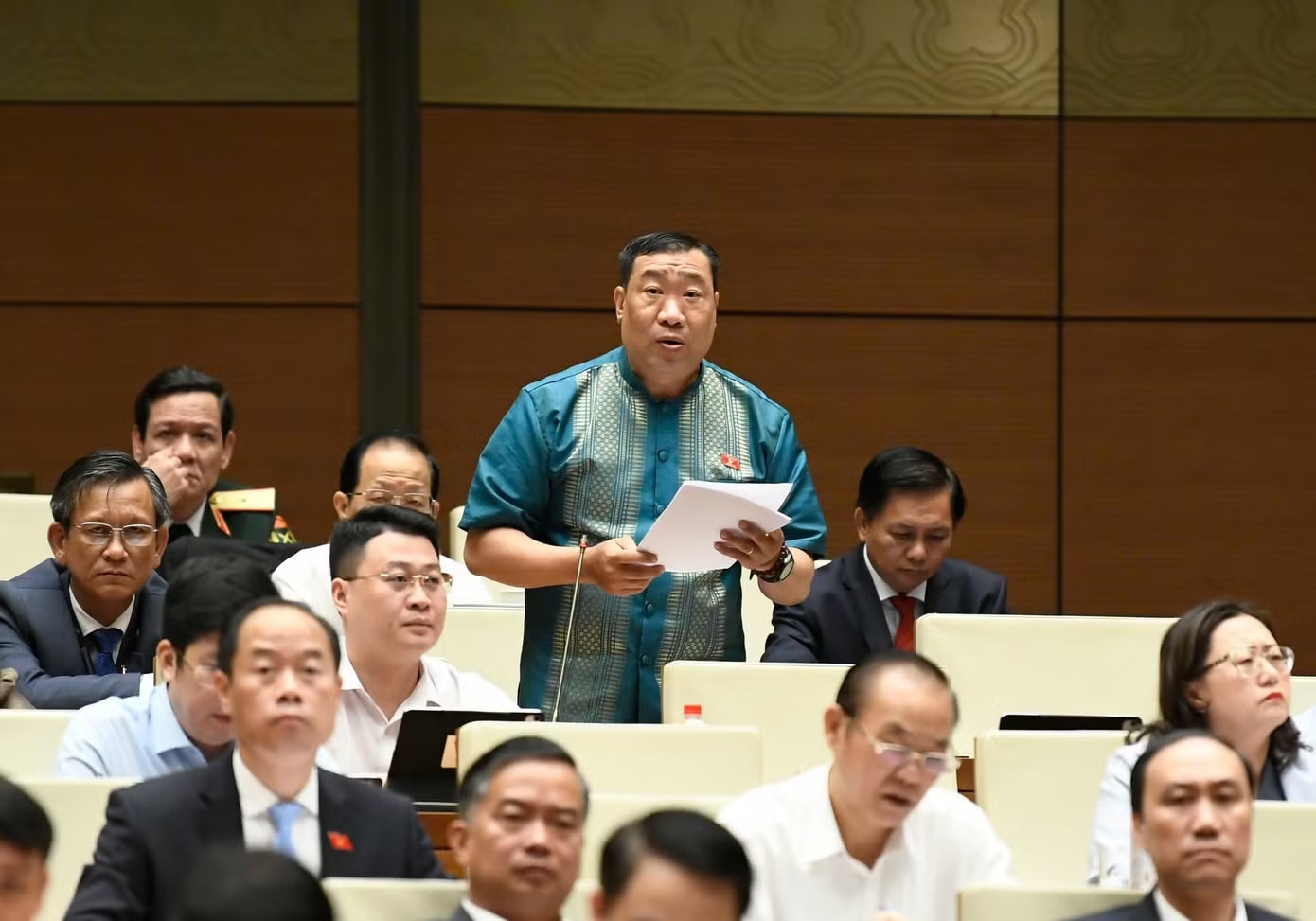 Đại biểu Thạch Phước Bình. Ảnh: Như Ý Đại biểu Quốc hội đề nghị tăng lương cơ sở lên mức 2,65 đến 2,7 triệu đồng/tháng - Ảnh 1.
