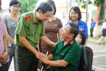 Đề xuất người phục vụ của các trường hợp này được hưởng trợ cấp từ Nhà nước