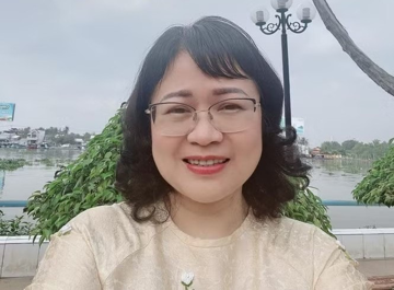 Nữ Phó Giáo sư duy nhất ngành Văn học năm 2025: Từng giảng dạy tại đại học danh giá ở Nhật Bản, hiện là Trưởng khoa trường hơn 80 năm tuổi
