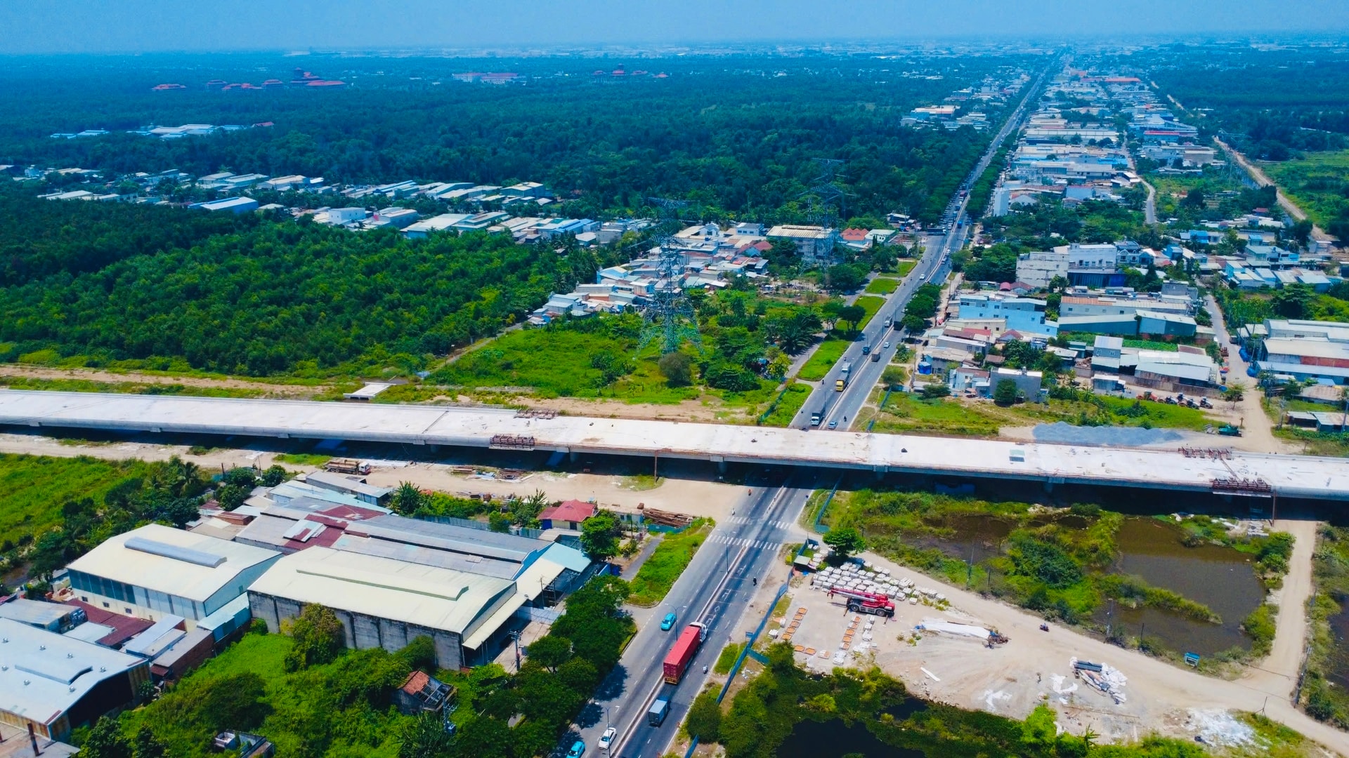 Một đoạn tuyến Vành đai 3 TP. HCM. Nguồn ảnh: Trung tâm Báo chí TP. HCM Một đoạn tuyến Vành đai 3 TP. HCM. Nguồn ảnh: Trung tâm Báo chí TP. HCM