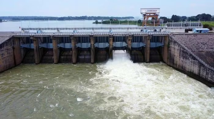 El Nino diễn ra trong mùa hè năm nay dự báo sẽ tác động đến nguồn nước của các nhà máy thủy điện. Cung ứng điện mùa nắng nóng: 'Liệu cơm gắp mắm' trước áp lực kép - Ảnh 1.