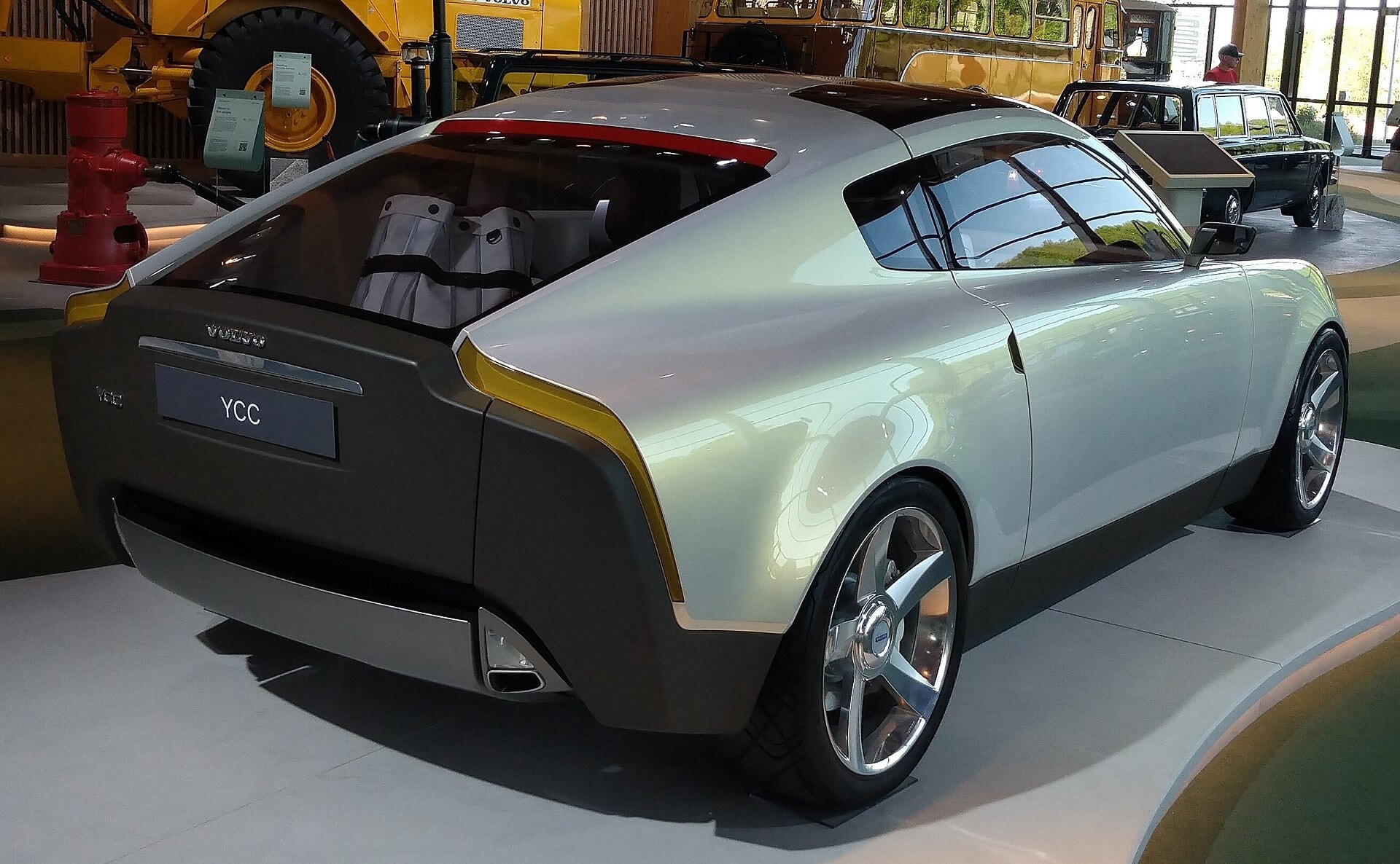 volvo-ycc-2.jpg