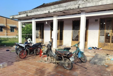 22 người trong gia đình tổ chức nhịn đói, trùm chăn, đánh đập, hơ lửa suốt đêm để ‘trừ tà’ khiến 2 cha con ruột tử vong