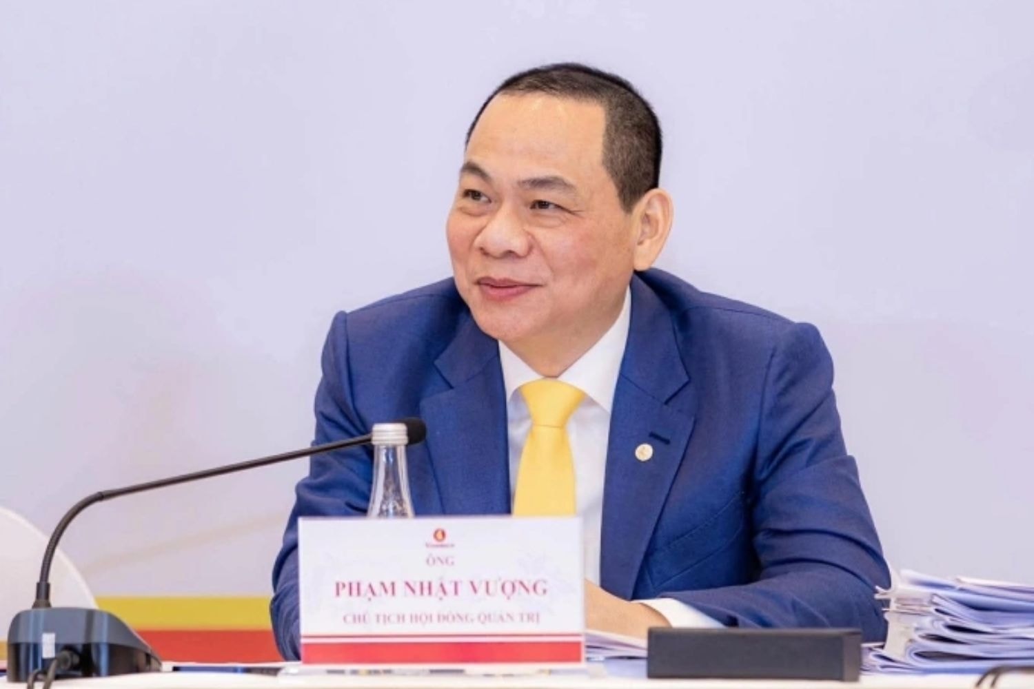 ty-phu-pham-nhat-vuong.jpg